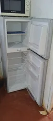 Friji la GE - Juu ya Freezer, Rafu 4 - 2
