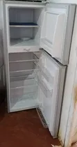 Friji la GE - Juu ya Freezer, Rafu 4 - 3
