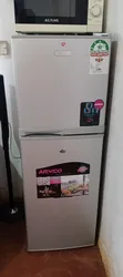 Friji la GE - Juu ya Freezer, Rafu 4 - 4