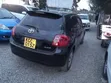 Toyota Auris 2010 Nyeusi - 4