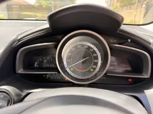 Mazda Demio 2015 Nyeusi