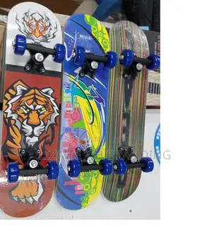 Skateboard ya Watoto - Mbao, Michoro Kamili ya Rangi