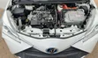 Toyota Vitz 1.5 FWD Hybrid 5dr 2019 Nyeupe - 5