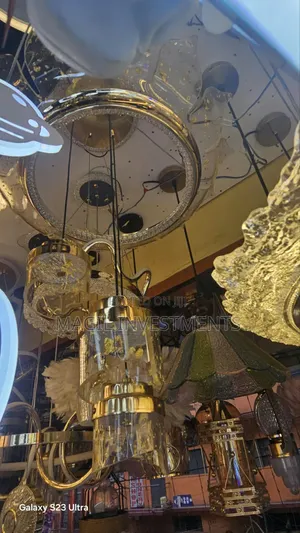 Chandelier ya Kifahari ya Dhahabu na Kristali ya LED