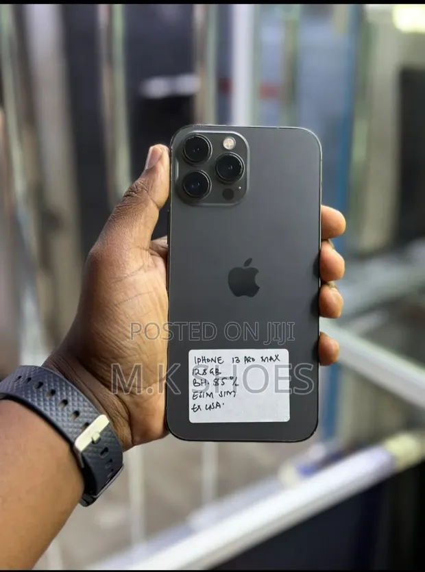 Apple iPhone 13 Pro Max 128GB Nyeusi - 1