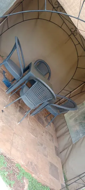 Seti ya Chakula ya Rattan ya Nje Iliyotumika Kidogo