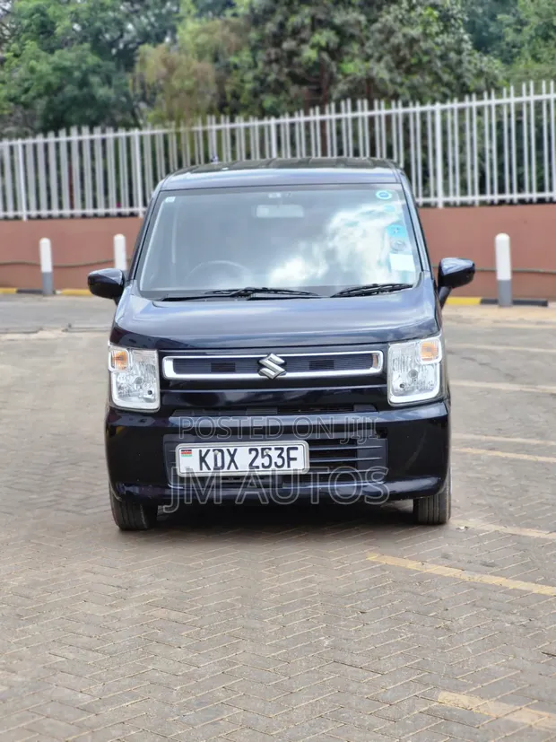 Suzuki Wagon R 660 Petrol FWD 2019 Black - 1