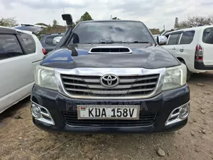 Toyota Hilux 3.0 D-4D 4x4 Double Cabin 2013