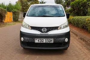 Nissan NV200 2017