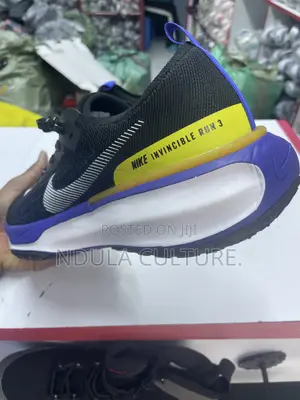 Nike ZoomX Invincible Run Flyknit 3