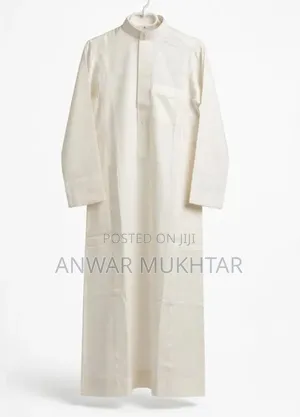 Al Thoub Al Rafi Original Saudi Kanzu/Thobe - Size L/58