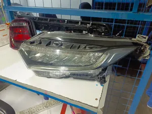 Honda Vezel 2017 Xenon Headlight