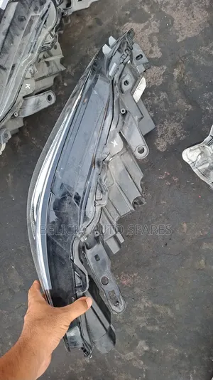 Toyota Crown 2020 Xenon Headlight