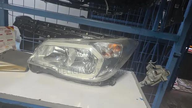 Subaru Forester SJ Xenon Headlight (Used) - 1