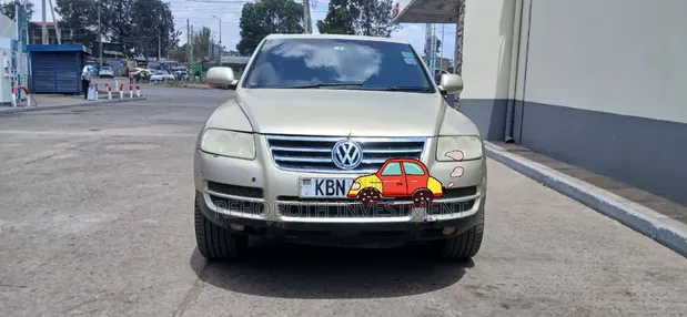 Volkswagen Touareg 2006 Silver - 1