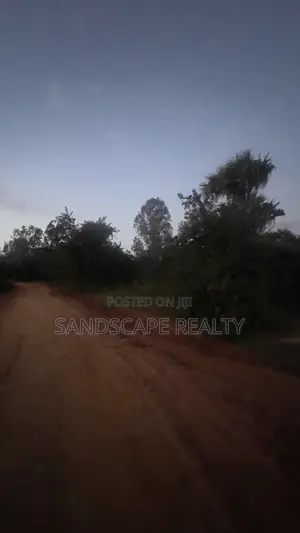 22 Acres in Mivumoni, Off Tarmac