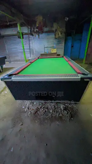 Maroon Pool Table - King Brand