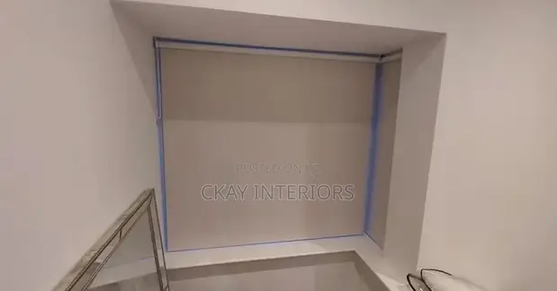 Horizontal Roller Blinds za Ofisi - 1
