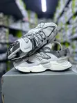 New Balance 9060 Sneakers - Kijivu - 3