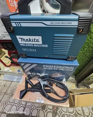 Makita Portable Inverter Welding Machine 500A