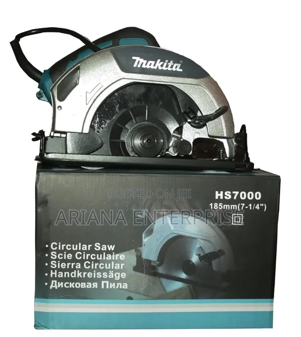 Makita 7-1/4 Inch Circular Saw - 1