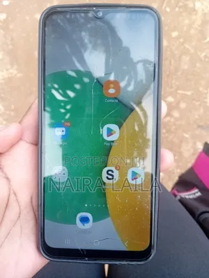 Samsung Galaxy A03 32GB Black (Cracked Screen)
