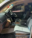 Toyota Land Cruiser V8 2012 Nyeusi - 3