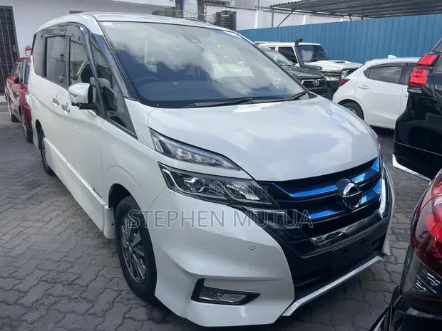 Nissan Serena E-Power 2018 Haijasajiliwa - 1