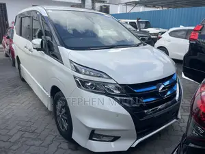 Nissan Serena E-Power 2018 Haijasajiliwa