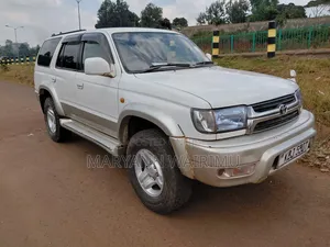 Toyota Hilux Surf 2.7 SSR 2002