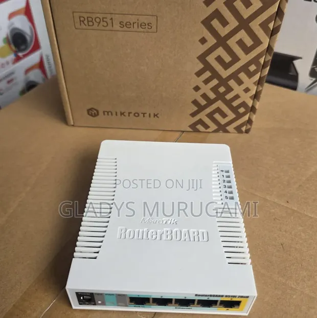 MikroTik RB 951Ui High Power WiFi Router - 1