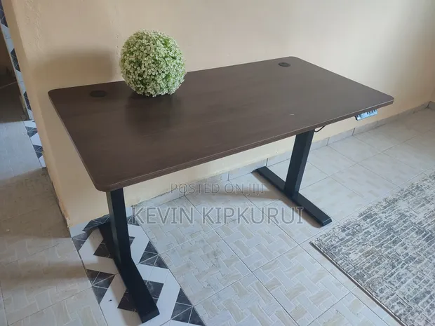 Kiti cha Ofisi cha Umeme chenye Urefu Unaoweza Kurekebishwa - 1