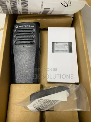 Motorola DEP 450 Digital Two-Way Radio