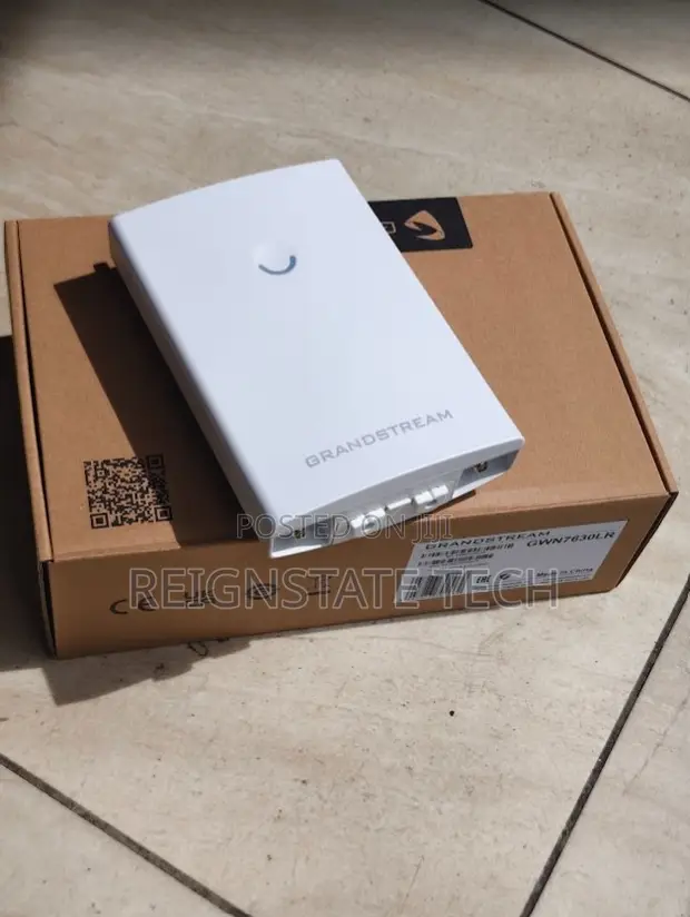 Grandstream GWN7630LR Outdoor Long Range WiFi Access Point - 1