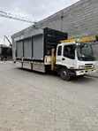 20ft Container with 3 Stalls - 4