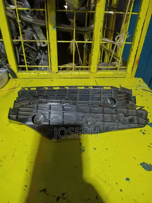 Toyota Land Cruiser Prado J150 2010 Bumper Slide (Ex-Japan) - 1