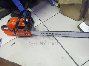 Brand New 22" Heavy Duty Chainsaw