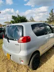 Toyota Porte 2009 Nyeupe - 1