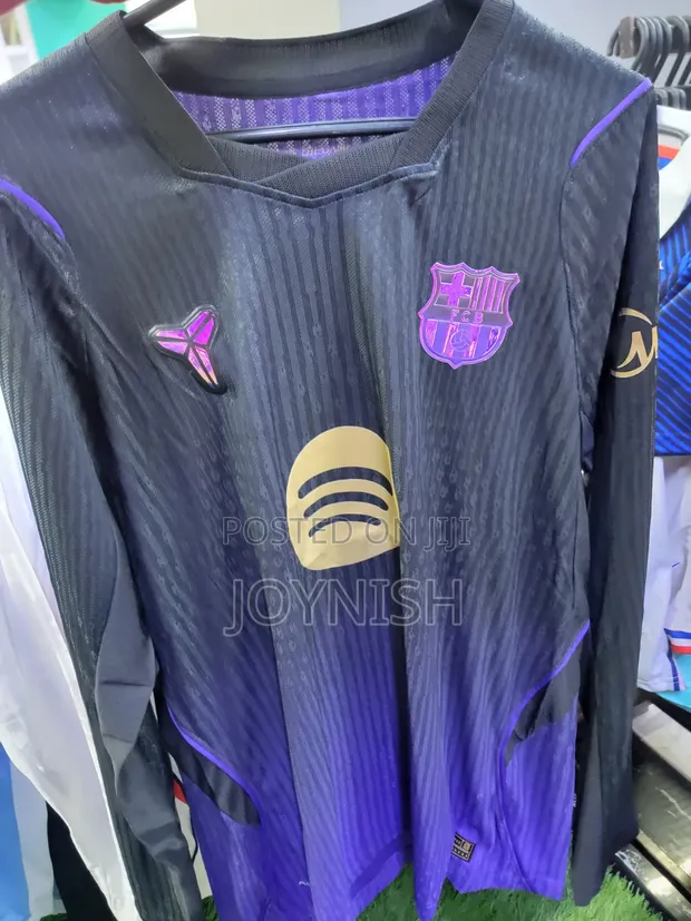 FC Barcelona 25/26 Jersey ya Mikono Mirefu - 1