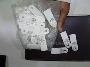 Ear Tags - Rangi Nyingi