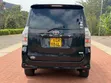 Toyota Voxy 2011 Nyeusi - 4