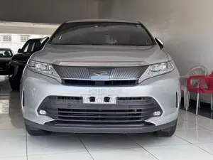 Toyota Harrier 2.0 SUV 2020 Nyeupe