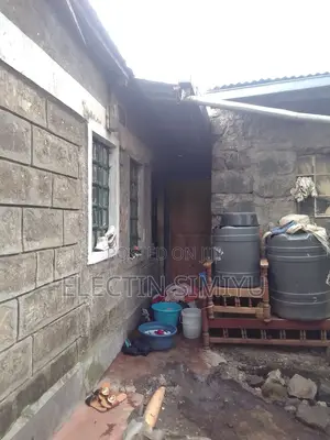 Kitalu cha 80x100 Kinachouzwa Kiamunyi, Baraka
