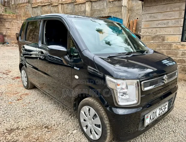 Suzuki Wagon R 2019 Nyeusi - 1
