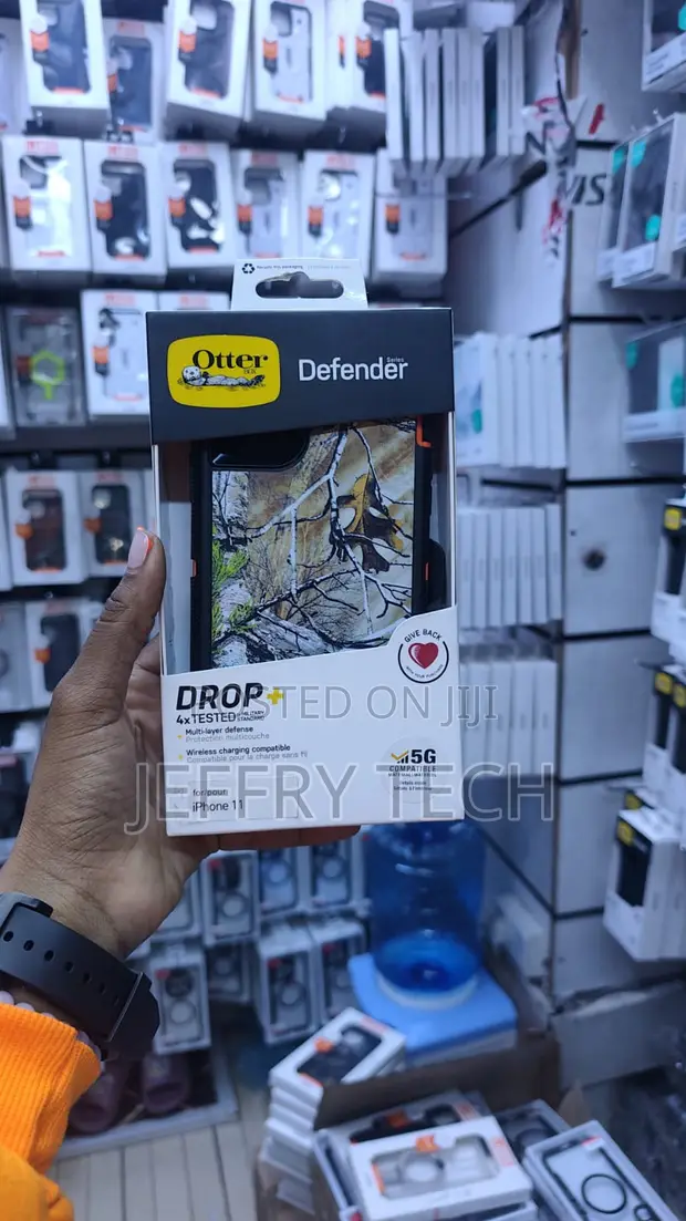 Kifaa cha OtterBox Defender Series kwa iPhone 11 (Realtree Camo) - 1
