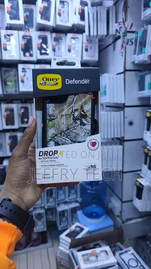 Kifaa cha OtterBox Defender Series kwa iPhone 11 (Realtree Camo)