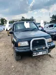 Suzuki Escudo 1998 Nyeusi - 2