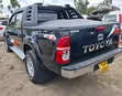 Toyota Hilux Double Cabin 2013 - 1