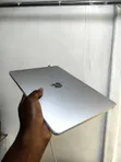 Apple MacBook 2017 8GB RAM, 128GB SSD - 1