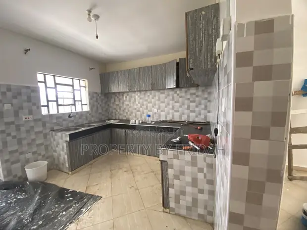 4 Bedroom Bungalow with SQ in Kitengela Milimani - 1